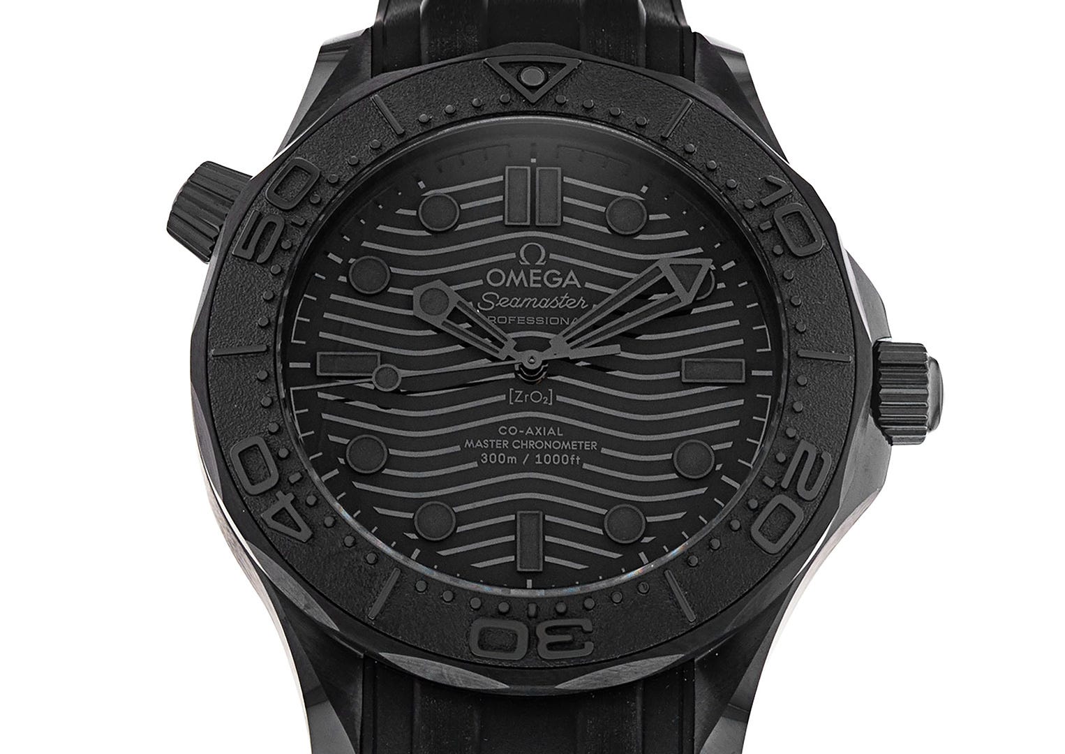 Legibility takes a back-seat with the Omega Seamaster Diver Black Black