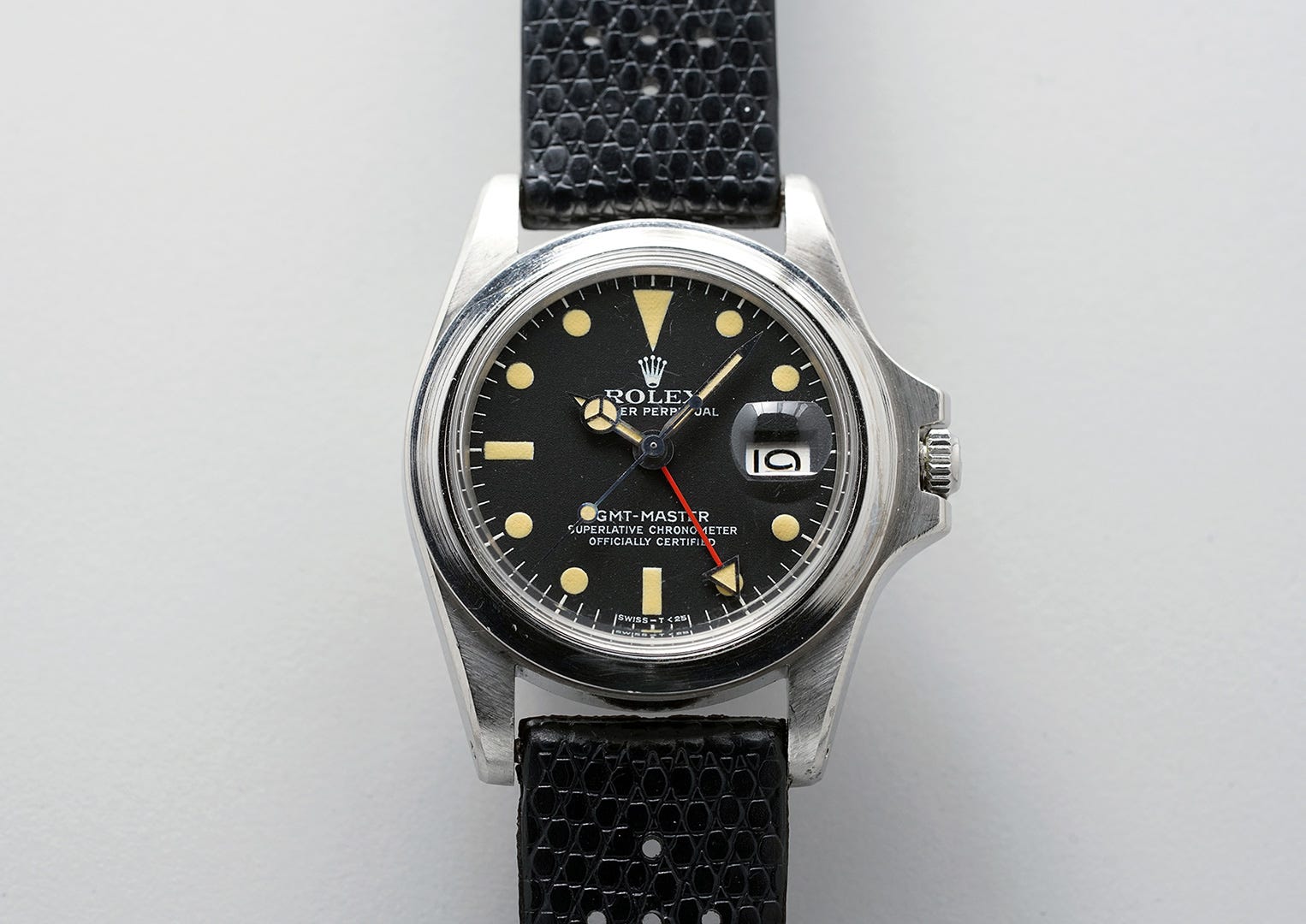 Brando prised off the 'Pepsi' bezel of his GMT-Master Reference 1675. Image courtesy of Phillips